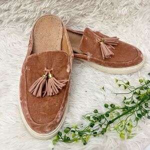 Gentle Souls by Kenneth Cole Rory‎ Slip on Tasseled Crushed Velvet Mules 11M